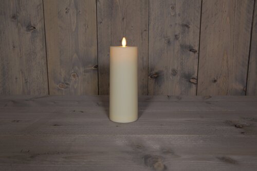 Anna's Collection LED-buitenkaars met bewegende vlam ivoor - H 22 x Ø 8 cm - afbeelding 2