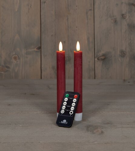 Anna's Collection LED-dinerkaarsen 3D-vlam - H18cm Bordeaux 2 stuks - afbeelding 2
