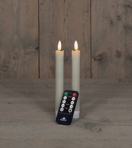 Anna's Collection LED-dinerkaarsen 3D-vlam - H18cm Ivoor 2 stuks - afbeelding 3