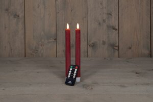 Anna's Collection LED-dinerkaarsen 3D-vlam - H23cm Bordeaux 2 stuks - afbeelding 3