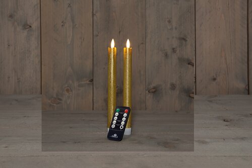 Anna's Collection LED-dinerkaarsen 3D-vlam - H23cm Goud 2 stuks - afbeelding 3