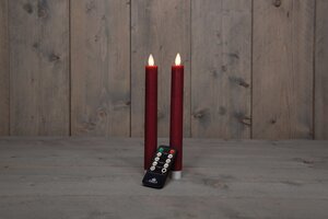 Anna's Collection LED-dinerkaarsen bewegende vlam - H23cm Bordeaux 2 stuks - afbeelding 3