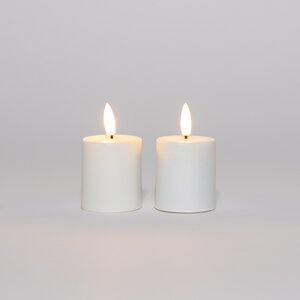 Anna's Collection LED-stompkaarsen 3D-vlam - D4,5xH8cm Wit 2 stuks - afbeelding 1