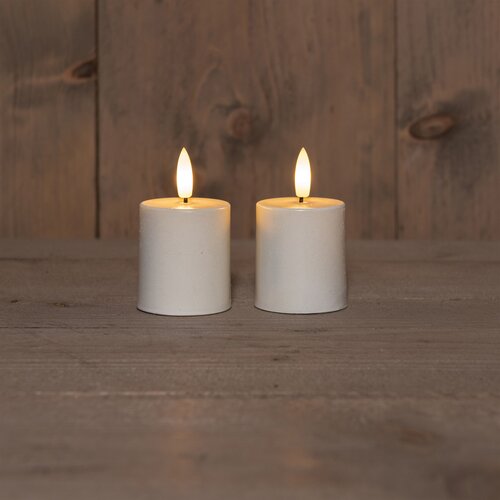 Anna's Collection LED-stompkaarsen 3D-vlam - D4,5xH8cm Wit 2 stuks - afbeelding 2