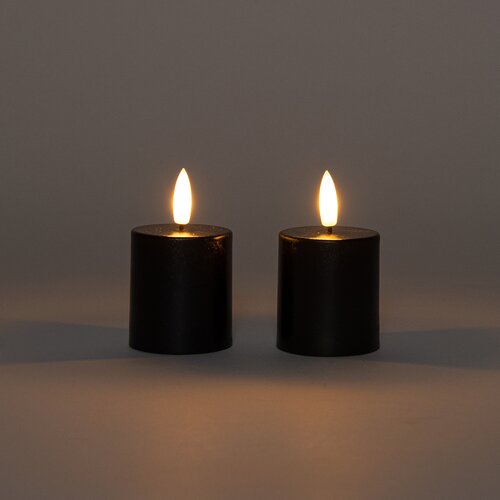 Anna's Collection LED-stompkaarsen met 3D-vlam zwart - set van 2 - H 8 x Ø 4,5 cm - afbeelding 3