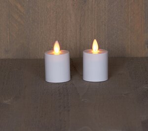 Anna's Collection LED-stompkaarsen met bewegende vlam wit - set van 2 - H 8 x D 4,5 cm - afbeelding 3