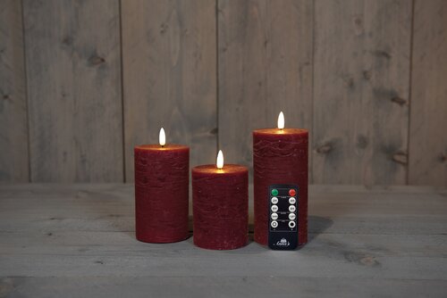 Anna's Collection LED-stompkaarsen rustiek met 3D-vlam bordeaux - set van 3 - H 10/12,5/15 x Ø 7,5 cm - afbeelding 2