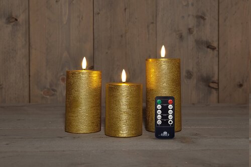 Anna's Collection LED-stompkaarsen rustiek met 3D-vlam goud - set van 3 - H 10/12,5/15 x Ø 7,5 cm - afbeelding 2
