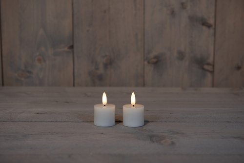 Anna’s Collection 2-pack LED theelicht rustiek ivoor - H 5 cm - afbeelding 3