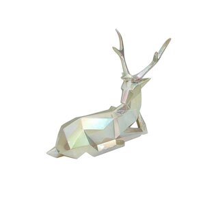 Beeld hexagon hert liggend 25 x 9,5 x 22 cm goud