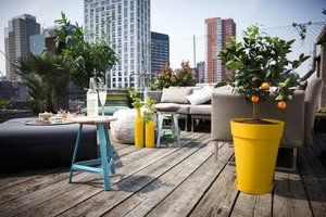 Elho Bloempot Loft Urban rond Hoog 28cm geel - afbeelding 3