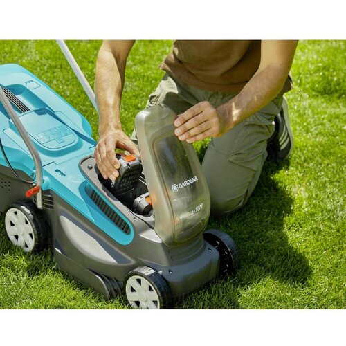 GARDENA Accu maaier PowerMax 32/36V P4A set - afbeelding 5