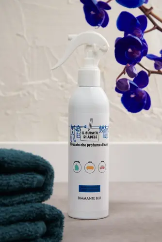 Il Bucato di Adele Parfum Textiel Spray Blauwe Diamant  250ml - afbeelding 2