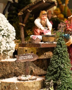 Luville Kerstdorpminiatuur Efteling Tobbelientje - H 8 cm - afbeelding 2