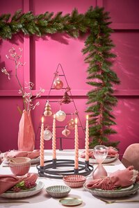 Triumph Tree Kunstguirlande Forest Frosted groen - L 270 x Ø 33 cm - afbeelding 4