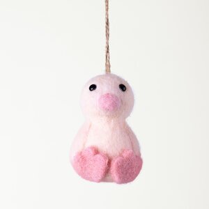 Vilten hanger eend H 9 cm roze